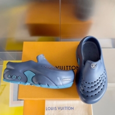 Louis Vuitton Slippers